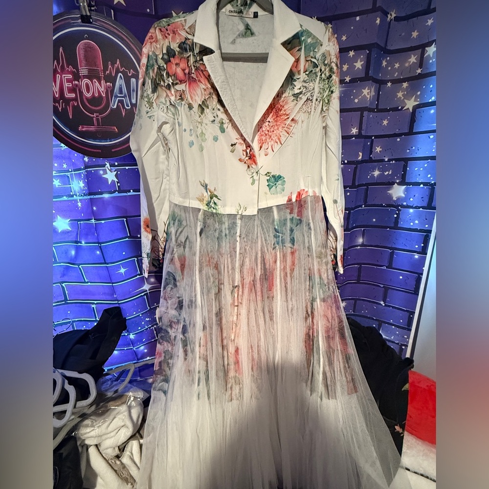 NEW Origami Floral White & Pastel blazer with Sheer Tule Skirt- Medium